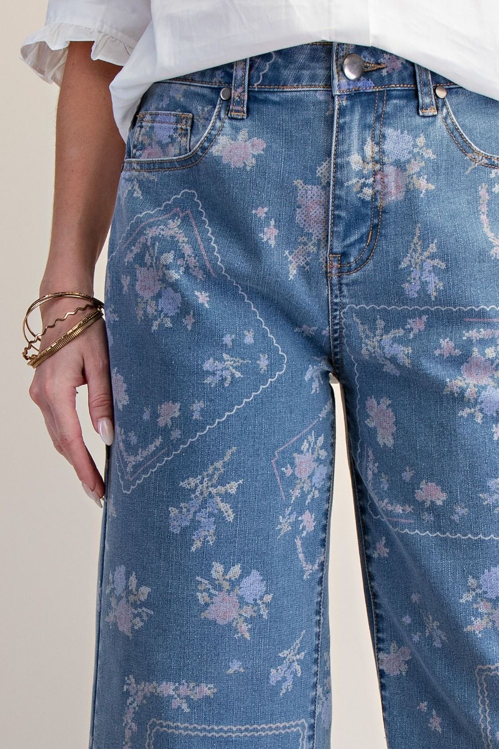PRINTED ENZYME WASHED STRETCH DENIM PANTS