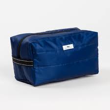 Dopp Till You Drop in Navy Puffer