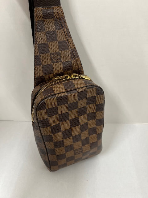 Pre-Loved Louis Vuitton Damier Geronimo