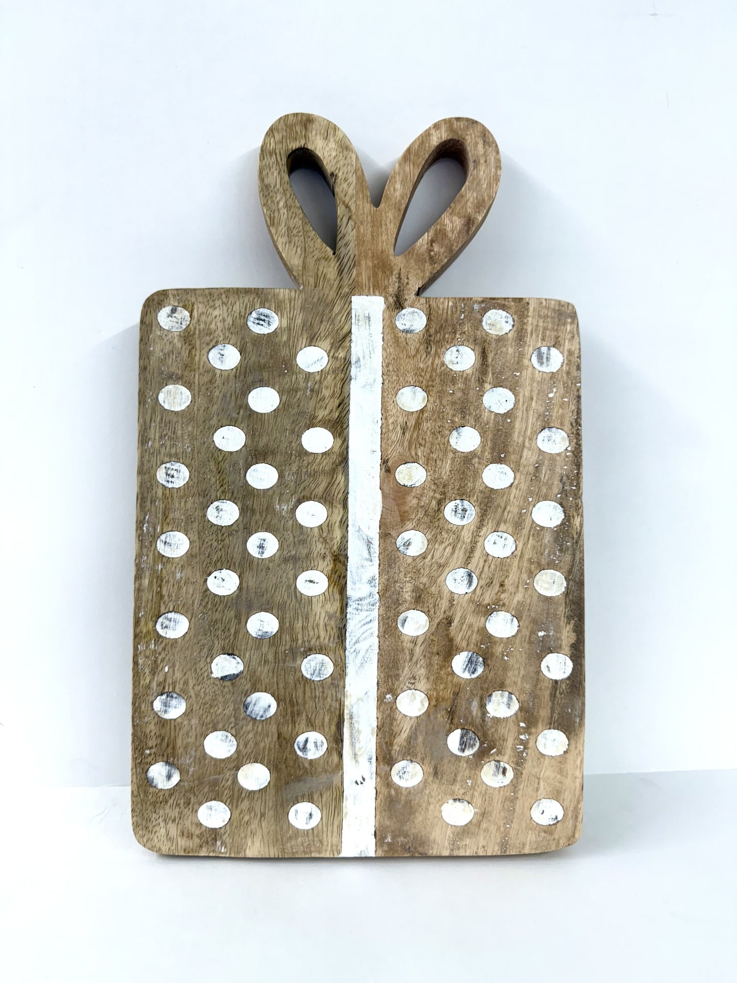 Mango Wood Gift Shaped Cutting Board