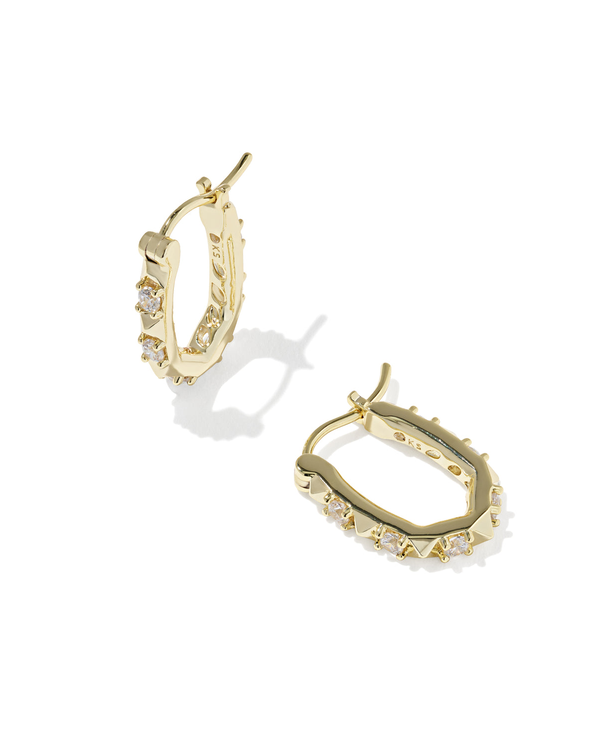 Fate Huggie Earrings Gold